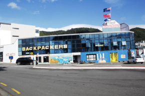 Гостиница Atlantis Backpackers  Пиктон